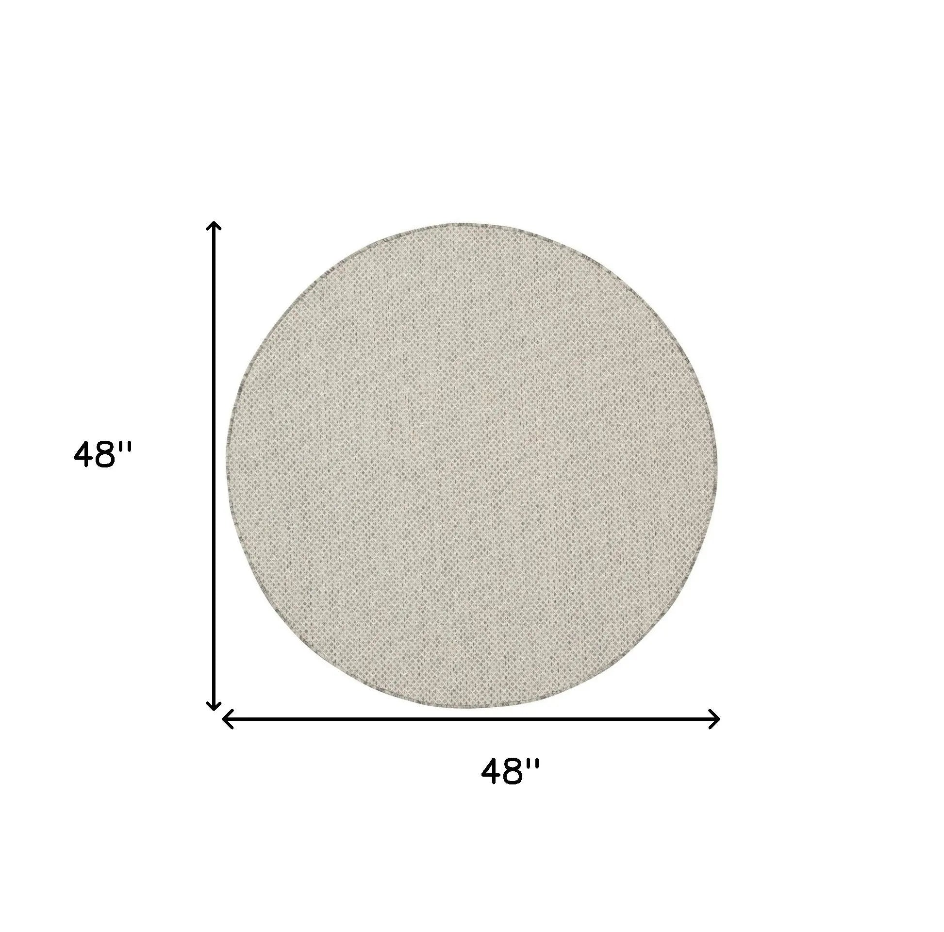 4' Ivory And Silver Round Geometric Indoor Outdoor Area Rug Homeroots Outdoor