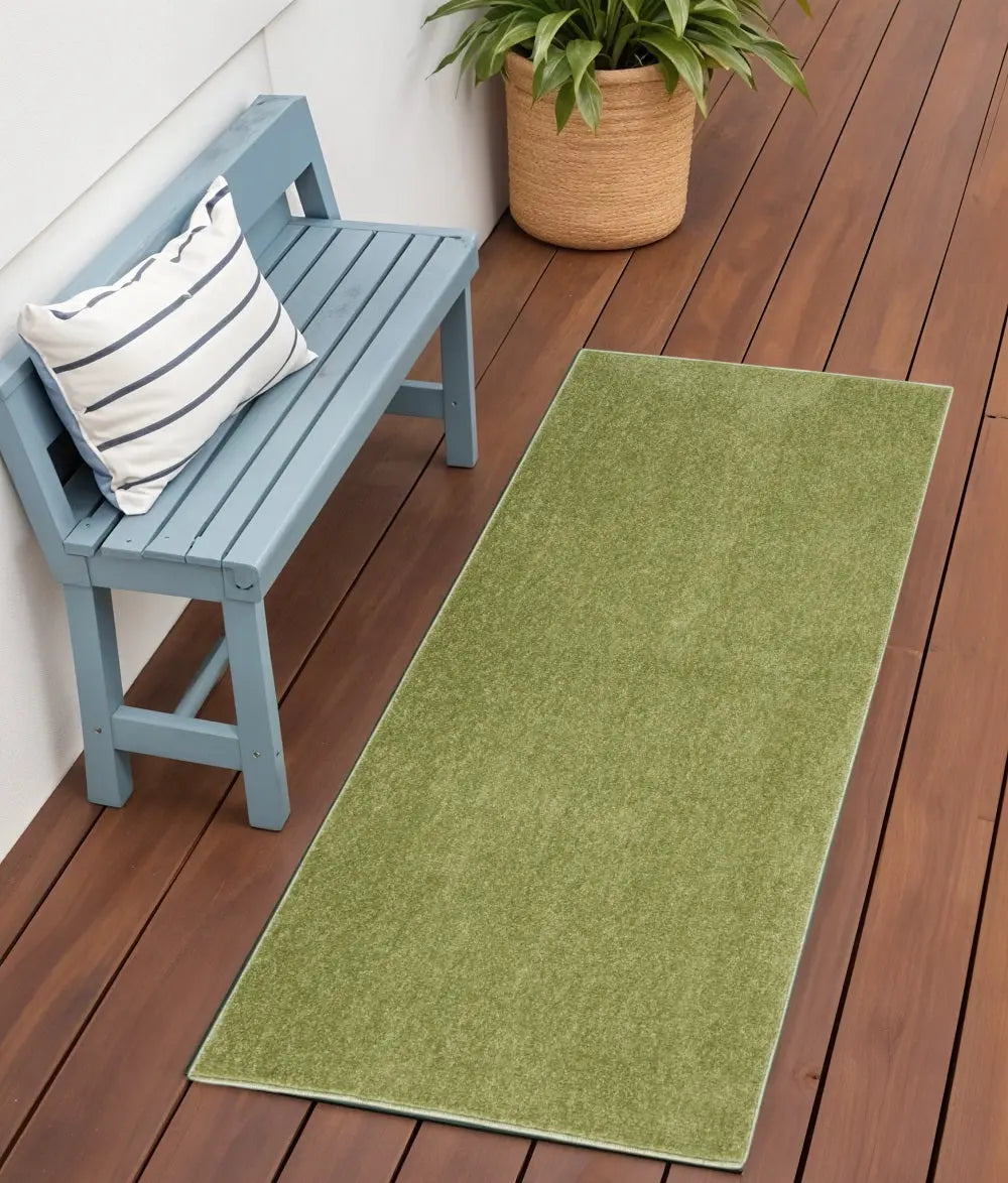 4' Runner Green Indoor Outdoor Runner Rug Homeroots Outdoor