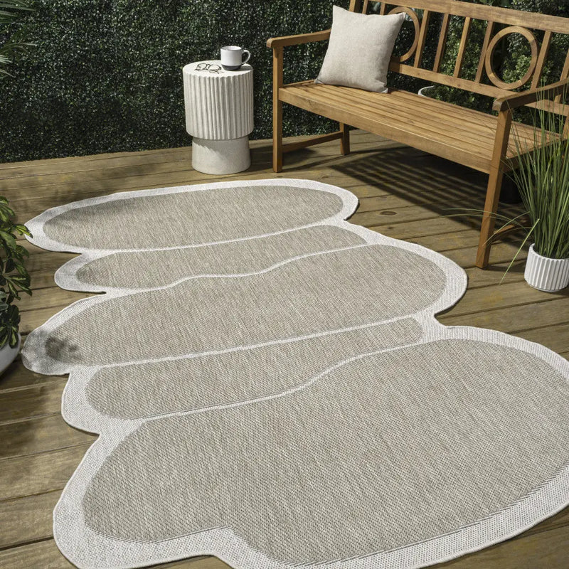 4' X 6' Beige And Cream Medallion Indoor Outdoor Area Rug Homeroots Outdoor