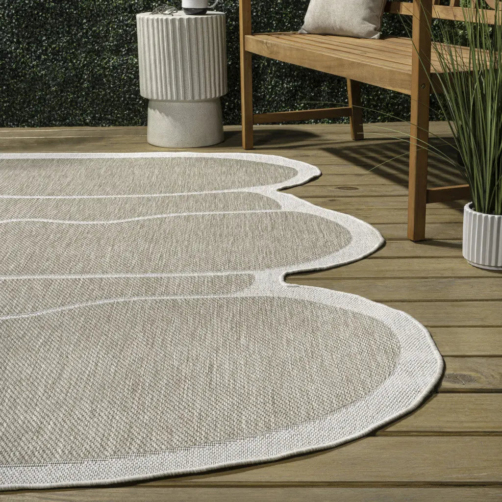 4' X 6' Beige And Cream Medallion Indoor Outdoor Area Rug Homeroots Outdoor