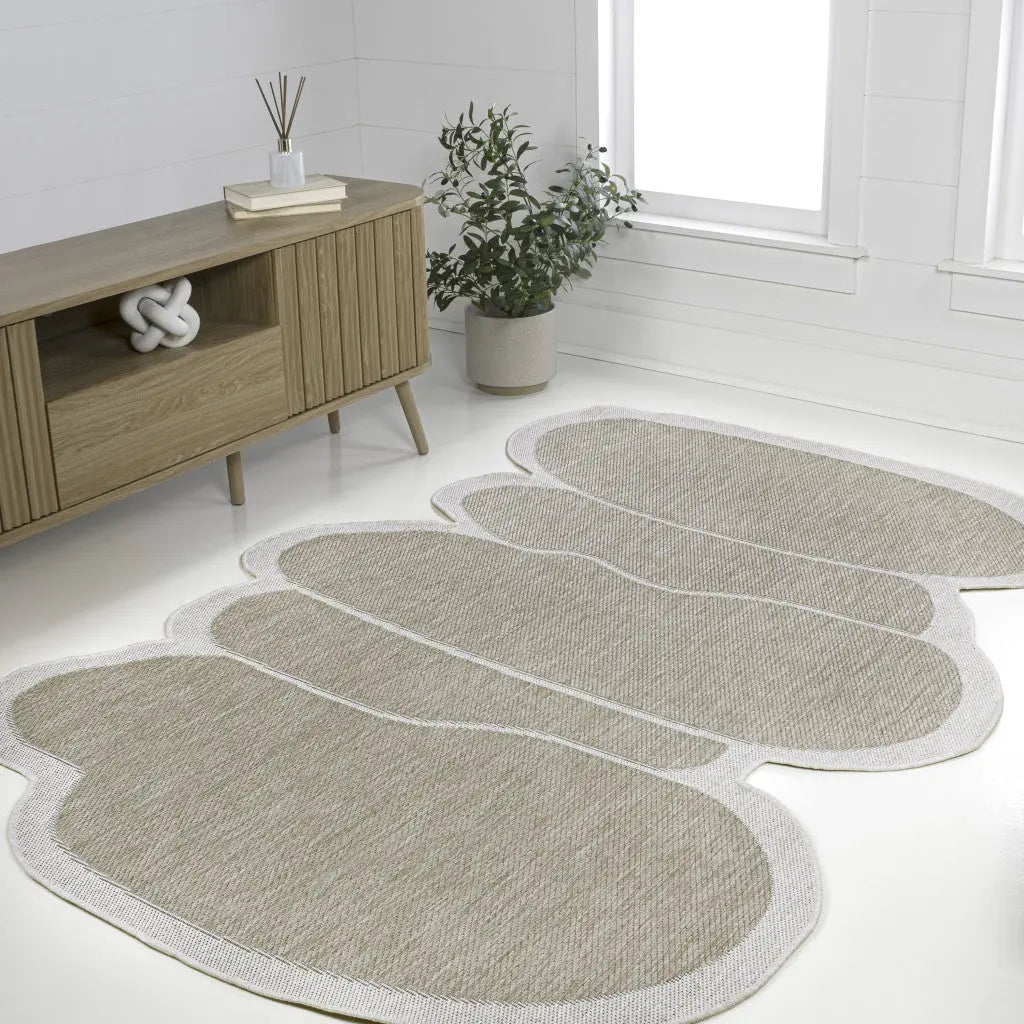 4' X 6' Beige And Cream Medallion Indoor Outdoor Area Rug Homeroots Outdoor