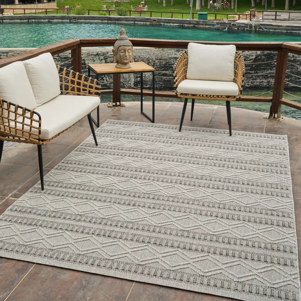 4' X 6' Beige And Gray Striped Distressed Indoor Outdoor Area Rug - GreatEagleInc