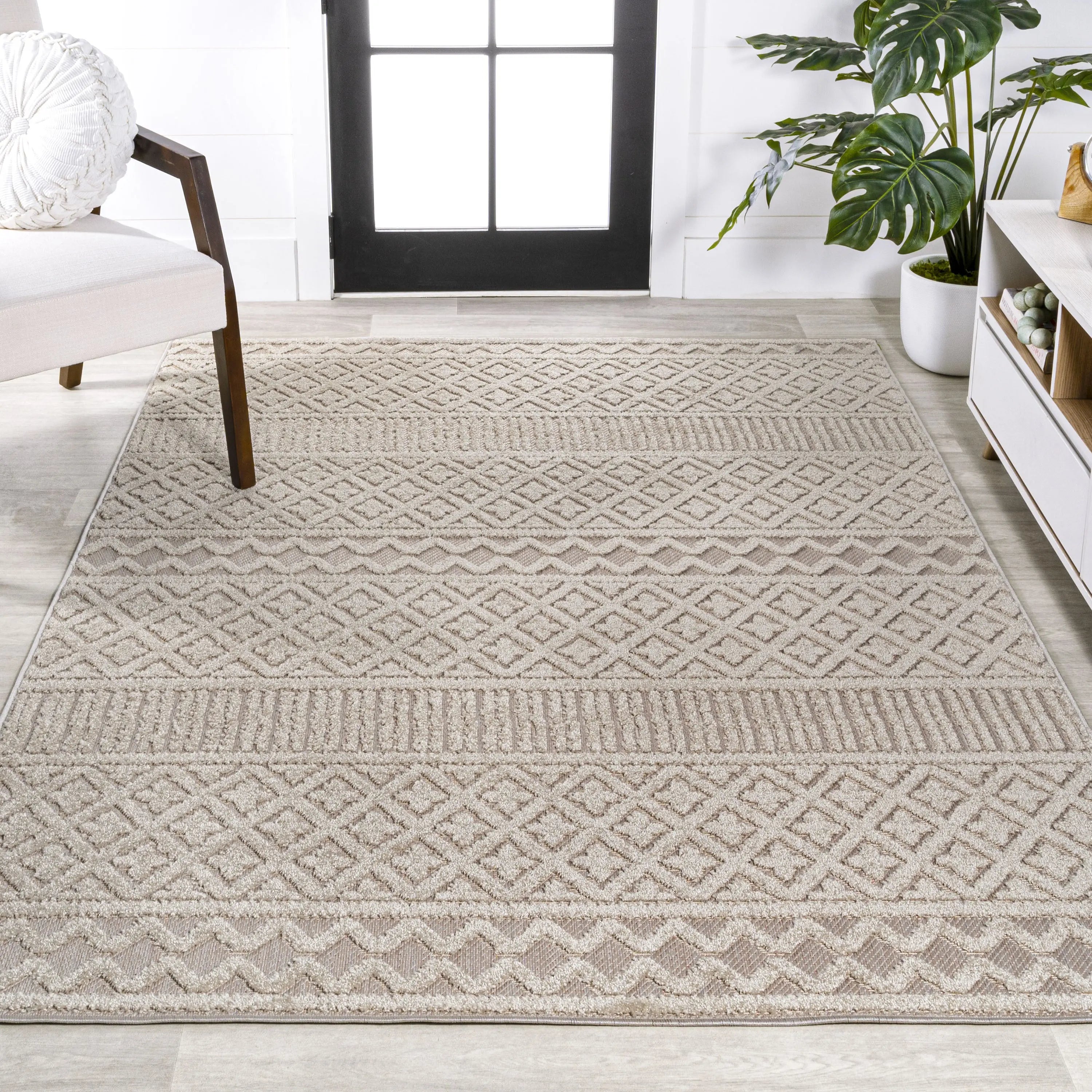 4' X 6' Beige And Gray Trellis Indoor Outdoor Area Rug Homeroots Outdoor