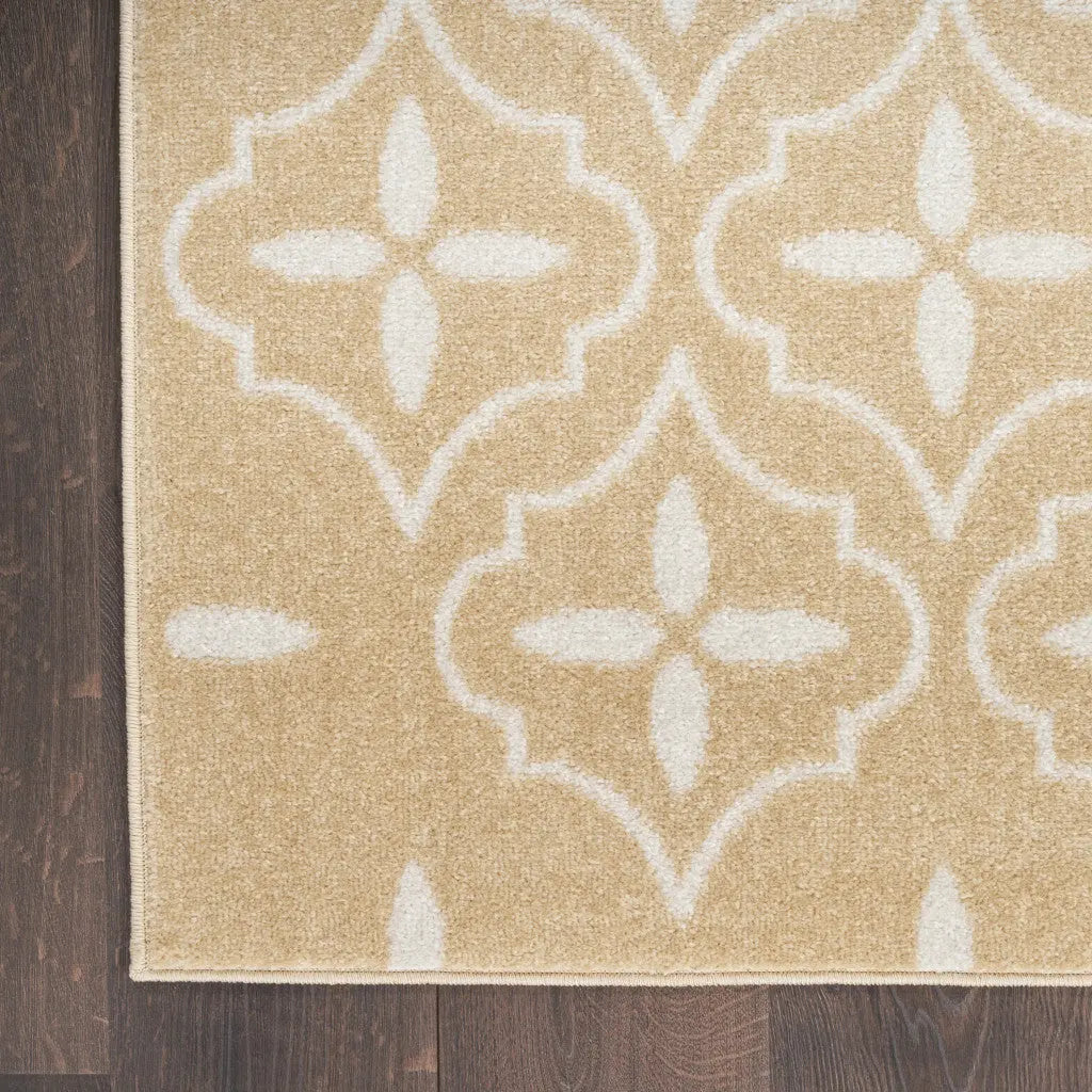 4' X 6' Beige And Ivory Geometric Indoor Outdoor Area Rug Homeroots Outdoor