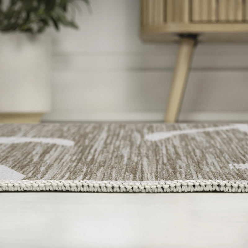 4' X 6' Beige And White Animal Print Indoor Outdoor Area Rug Homeroots Outdoor