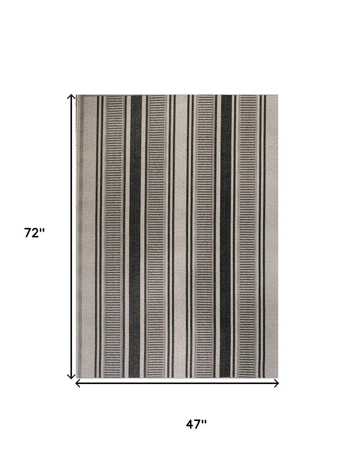 4' X 6' Black And Beige Striped Indoor Outdoor Area Rug Homeroots Outdoor