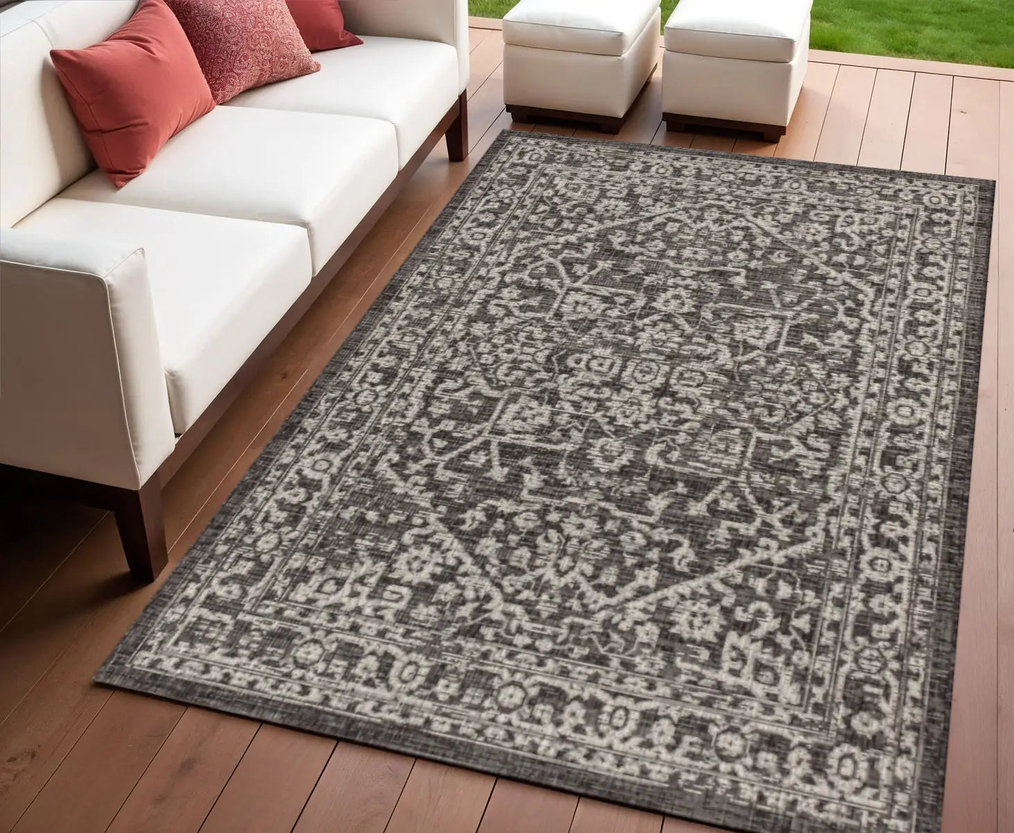 4' X 6' Black And Gray Medallion Indoor Outdoor Area Rug Homeroots Outdoor