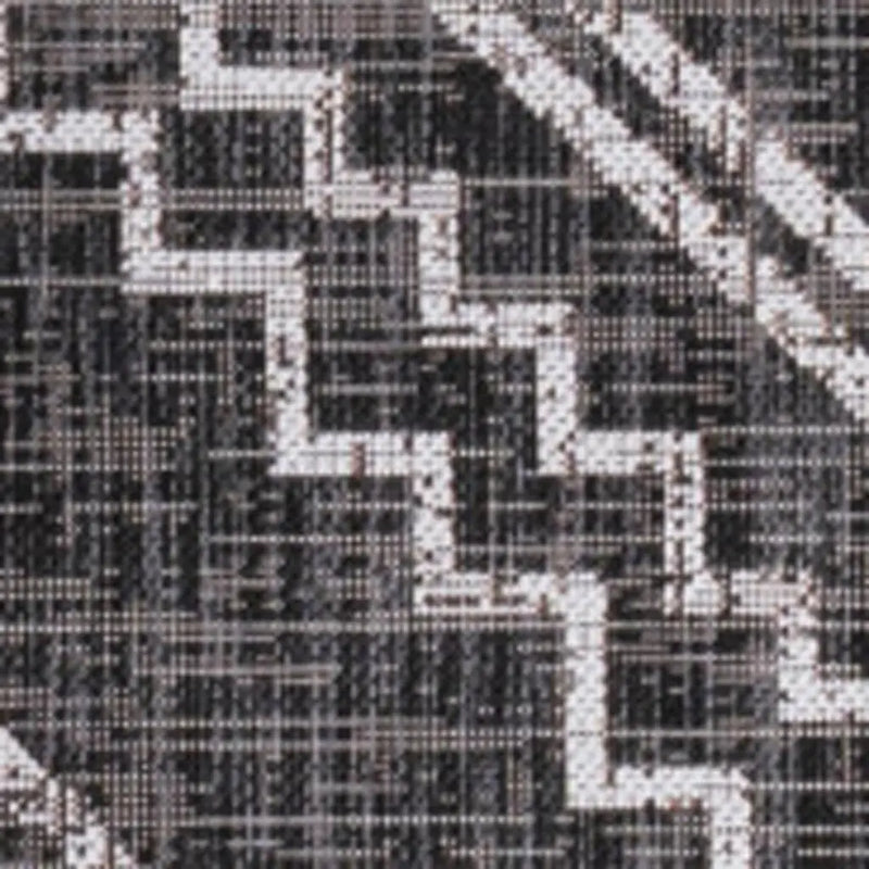 4' X 6' Black And Ivory Moroccan Indoor Outdoor Area Rug Homeroots Outdoor