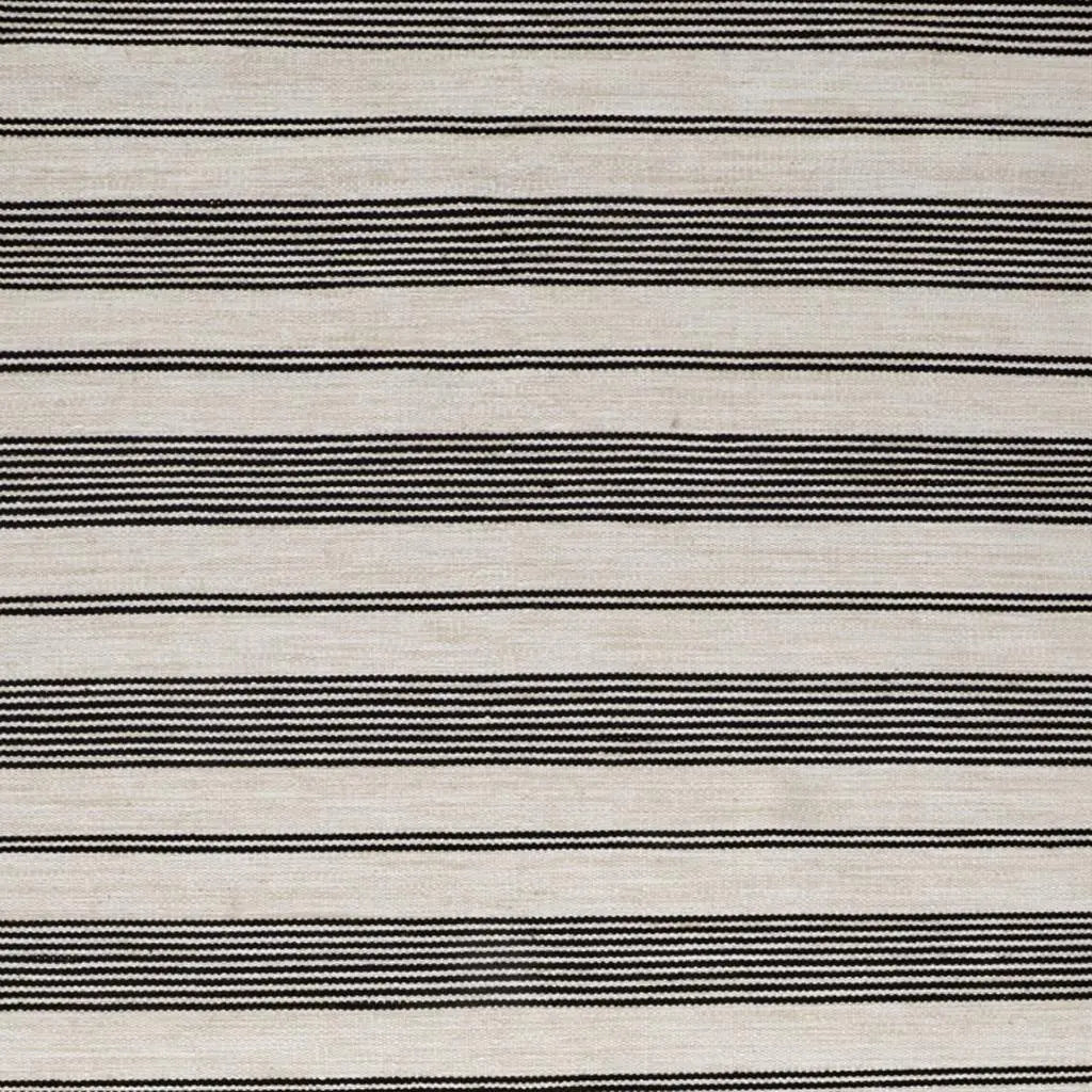 4' X 6' Black And White Striped Hand Woven Area Rug Homeroots Outdoor