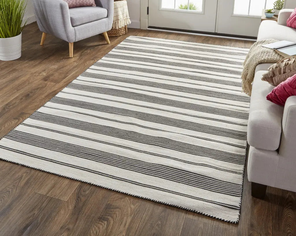 4' X 6' Black And White Striped Hand Woven Area Rug Homeroots Outdoor