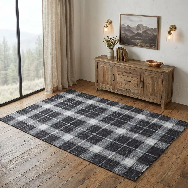 4' X 6' Black White And Blue Plaid Hand Loomed Area Rug Homeroots Home Decor
