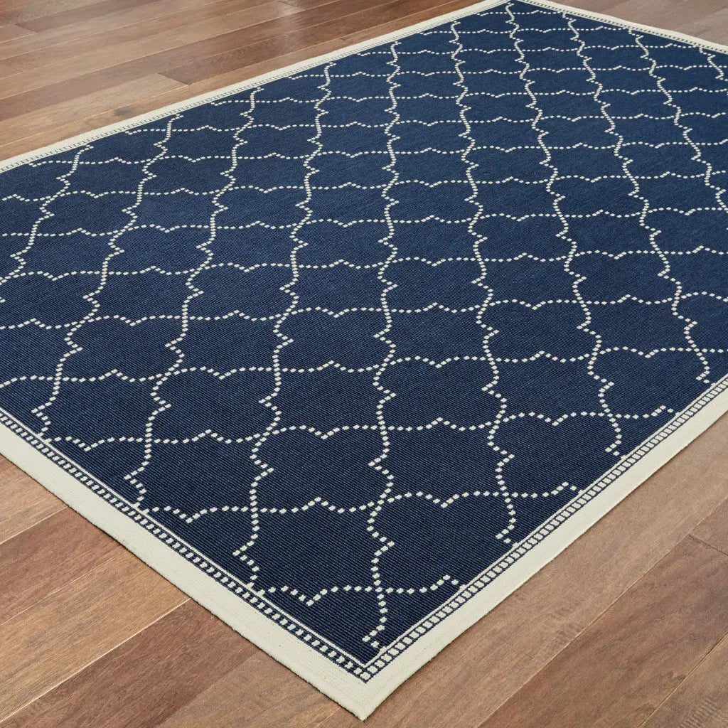4' X 6' Blue and Ivory Geometric Stain Resistant Indoor Outdoor Area Rug Homeroots Outdoor