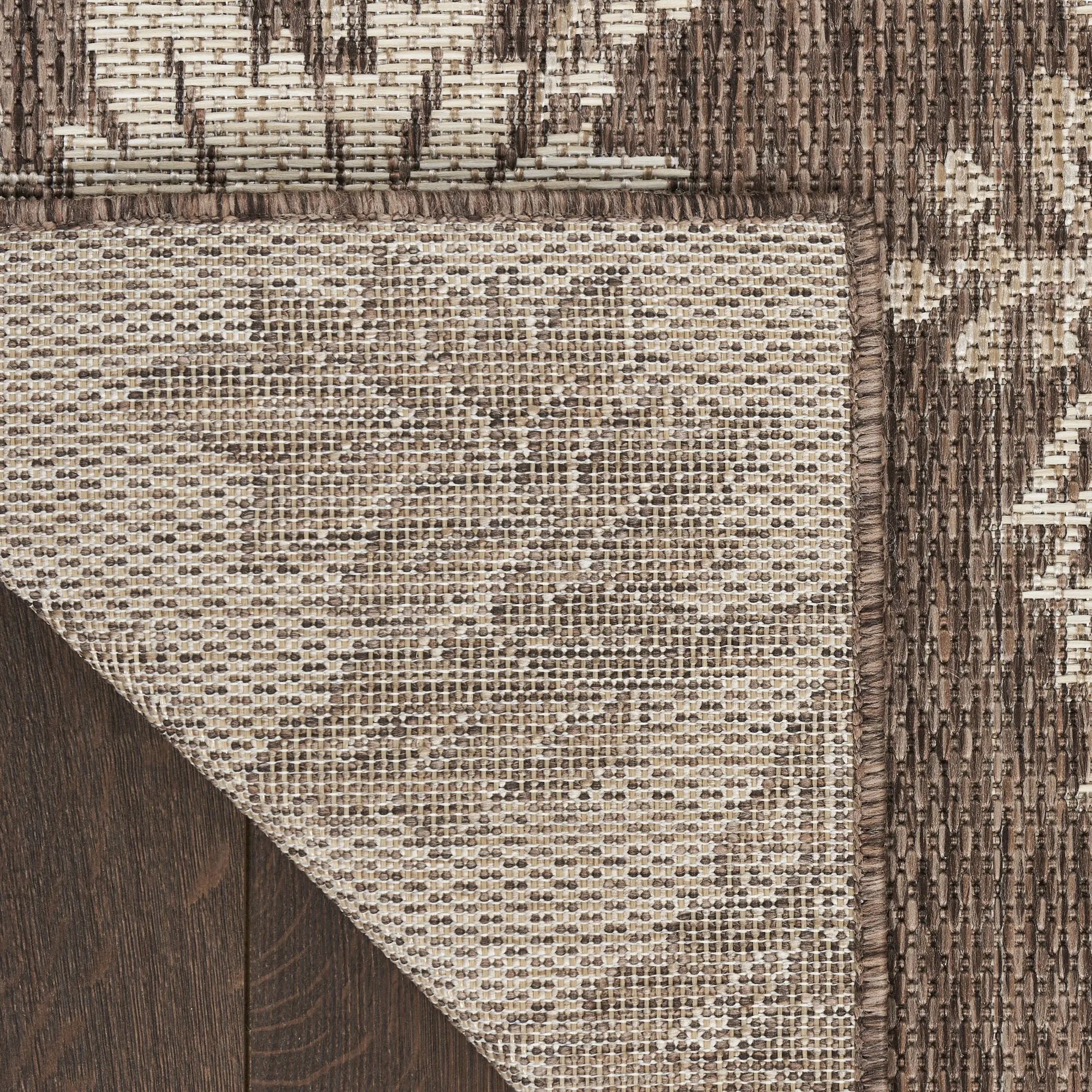 4' X 6' Brown And Ivory Floral Indoor Outdoor Area Rug Homeroots Outdoor