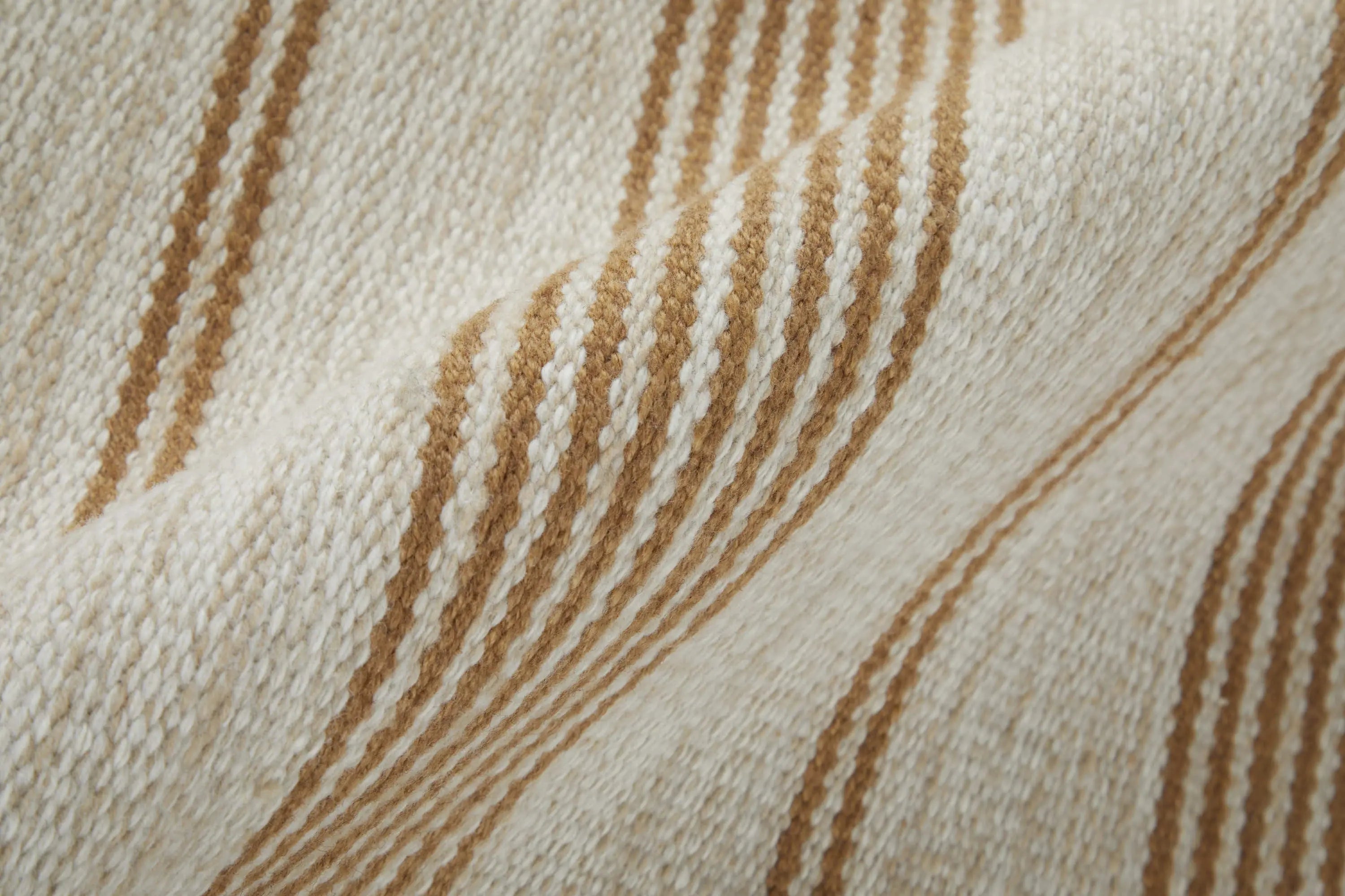 4' X 6' Brown and Ivory Striped Hand Woven Area Rug Homeroots Outdoor