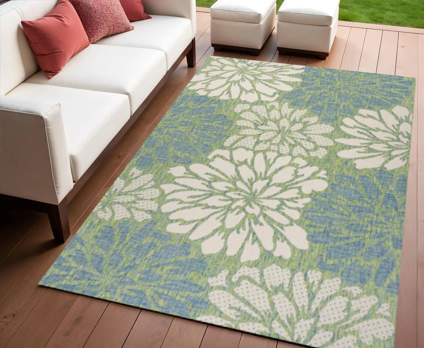 4' X 6' Cream And Green Floral Indoor Outdoor Area Rug Homeroots Outdoor