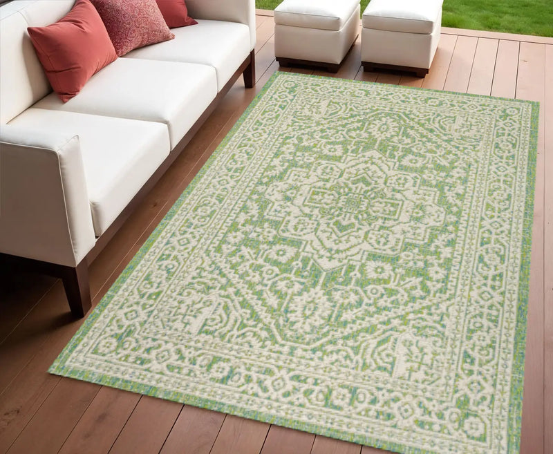 4' X 6' Cream And Green Medallion Indoor Outdoor Area Rug Homeroots Outdoor
