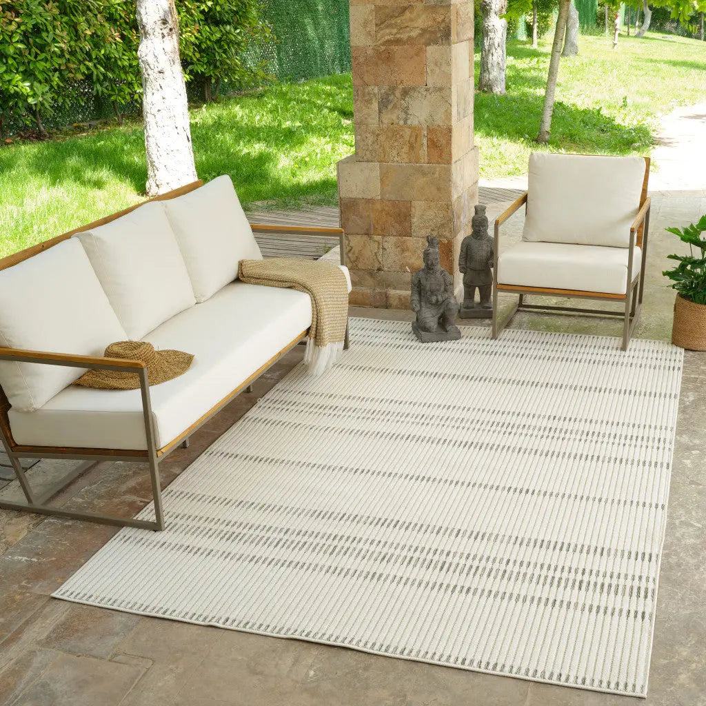 4' X 6' Cream and Beige Striped Distressed Indoor Outdoor Area Rug Homeroots Outdoor