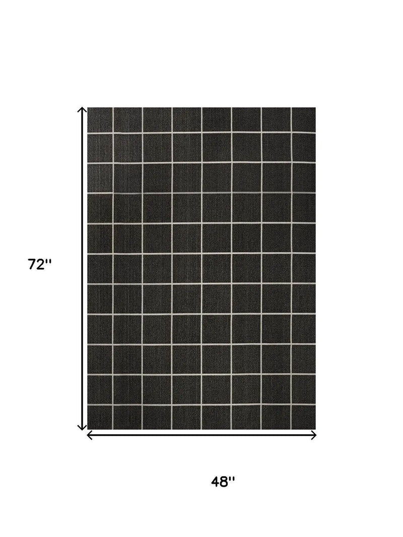 4' X 6' Dark Gray And Cream Plaid Indoor Outdoor Area Rug Homeroots Outdoor