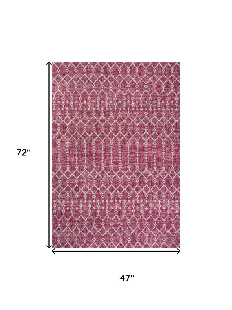 4' X 6' Fuchsia And Light Gray Trellis Indoor Outdoor Area Rug Homeroots Outdoor