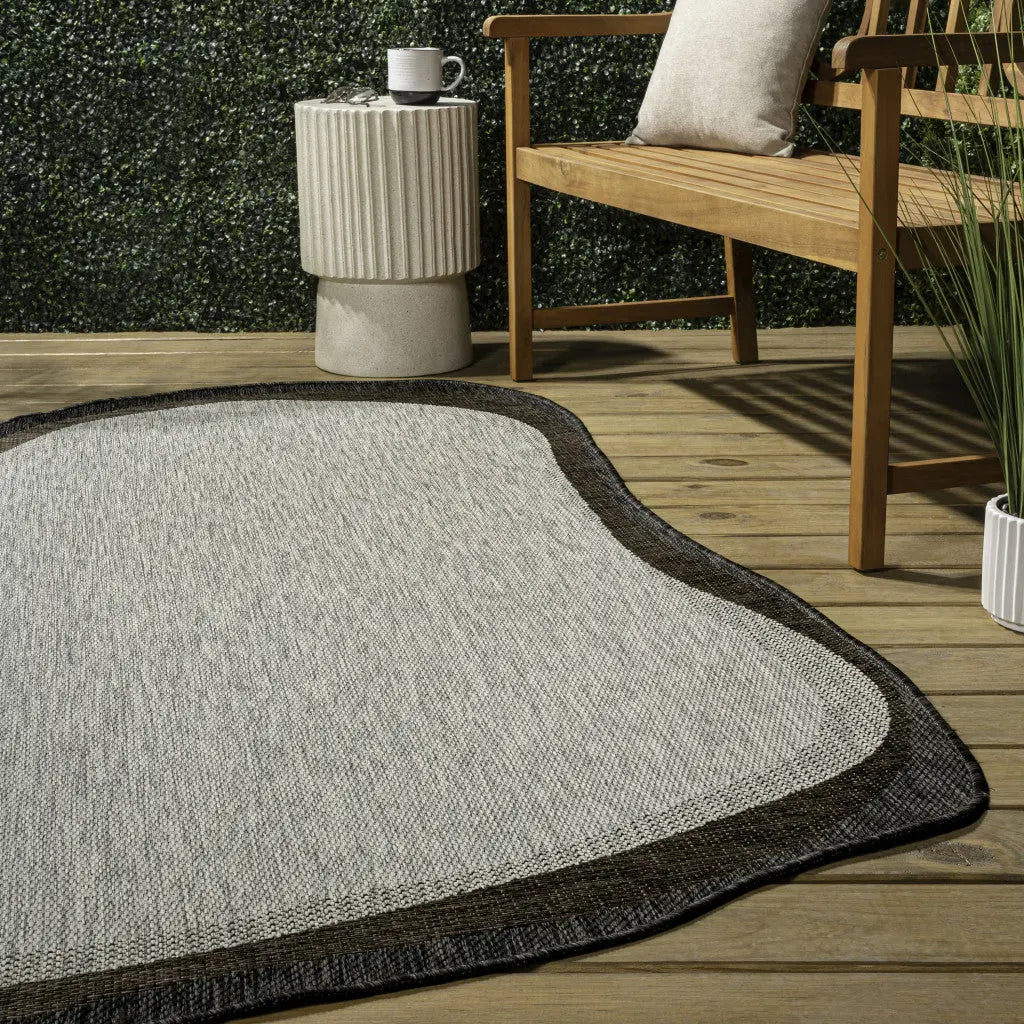 4' X 6' Gray And Black Abstract Indoor Outdoor Area Rug Homeroots Outdoor