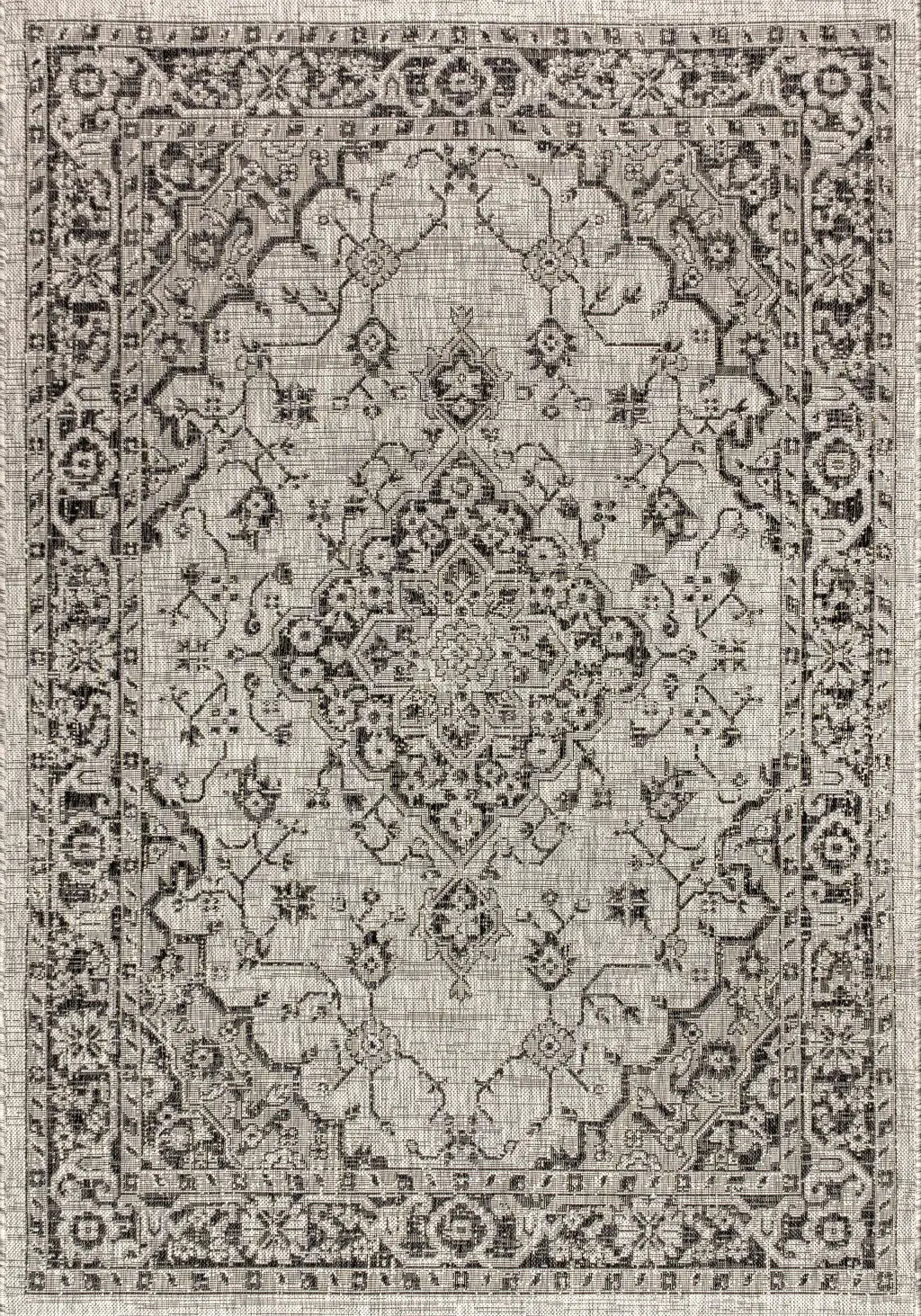 4' X 6' Gray And Black Medallion Indoor Outdoor Area Rug Homeroots Outdoor
