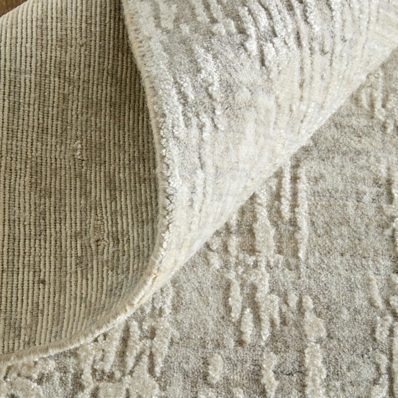 4' X 6' Gray And Ivory Abstract Hand Woven Area Rug Homeroots Home Decor