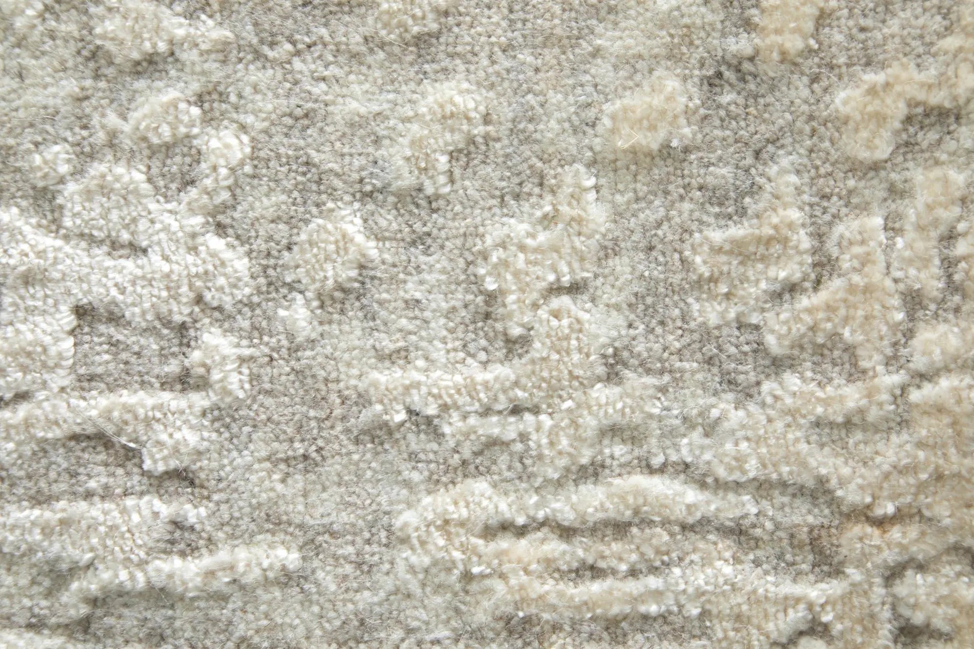4' X 6' Gray And Ivory Abstract Hand Woven Area Rug Homeroots Home Decor