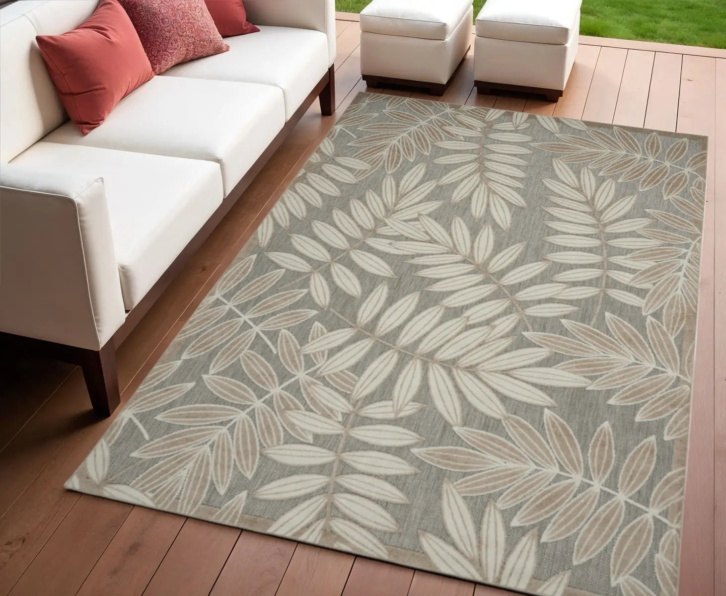 4' X 6' Gray And Ivory Floral Indoor Outdoor Area Rug - GreatEagleInc