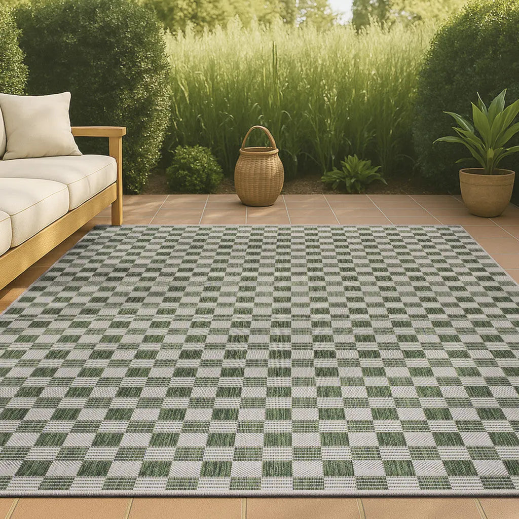 4' X 6' Green And Cream Geometric Indoor Outdoor Area Rug - GreatEagleInc