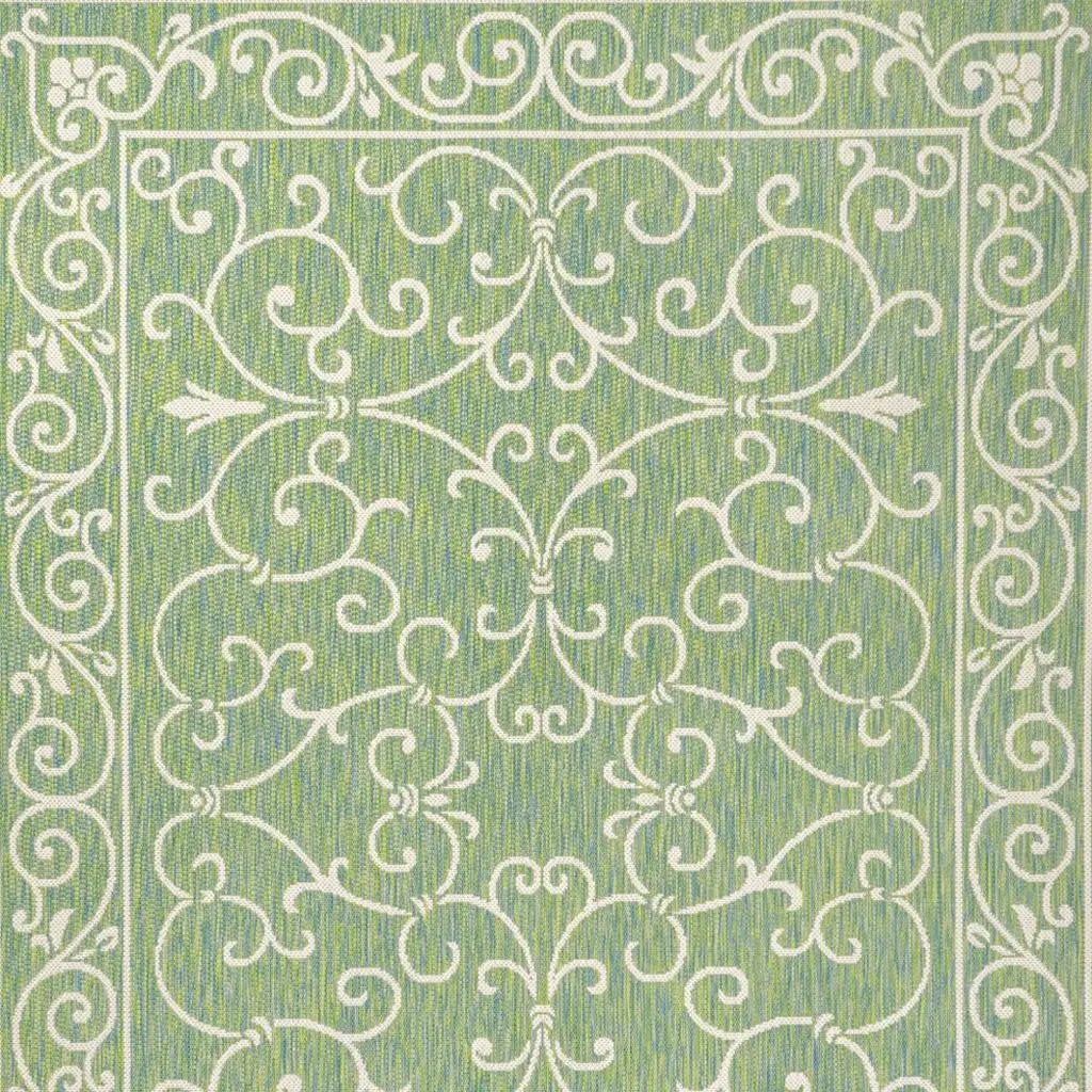 4' X 6' Green And Ivory Medallion Indoor Outdoor Area Rug Homeroots Outdoor