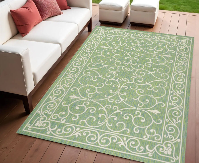4' X 6' Green And Ivory Medallion Indoor Outdoor Area Rug Homeroots Outdoor