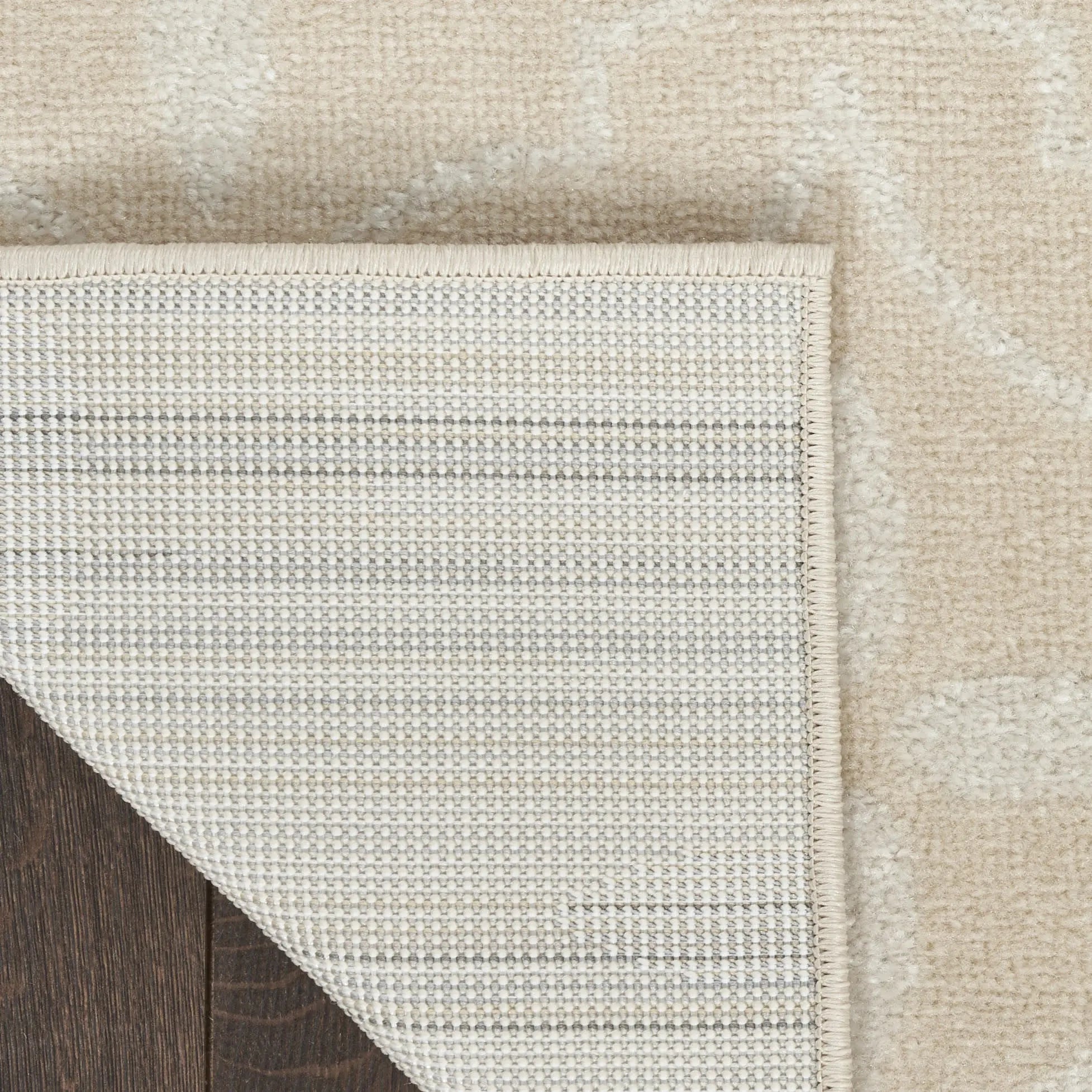 4' X 6' Ivory And Beige Geometric Indoor Outdoor Area Rug Homeroots Outdoor