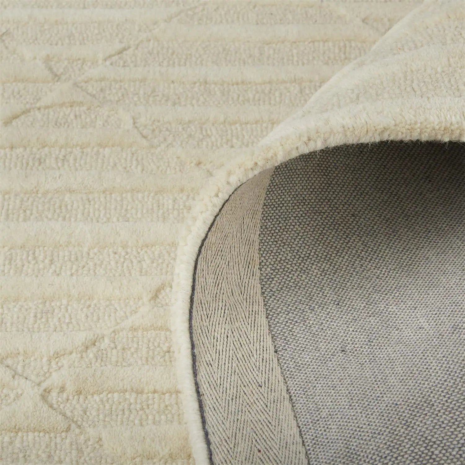 4' X 6' Ivory And Beige Wool Hand Tufted Area Rug Homeroots Home Decor