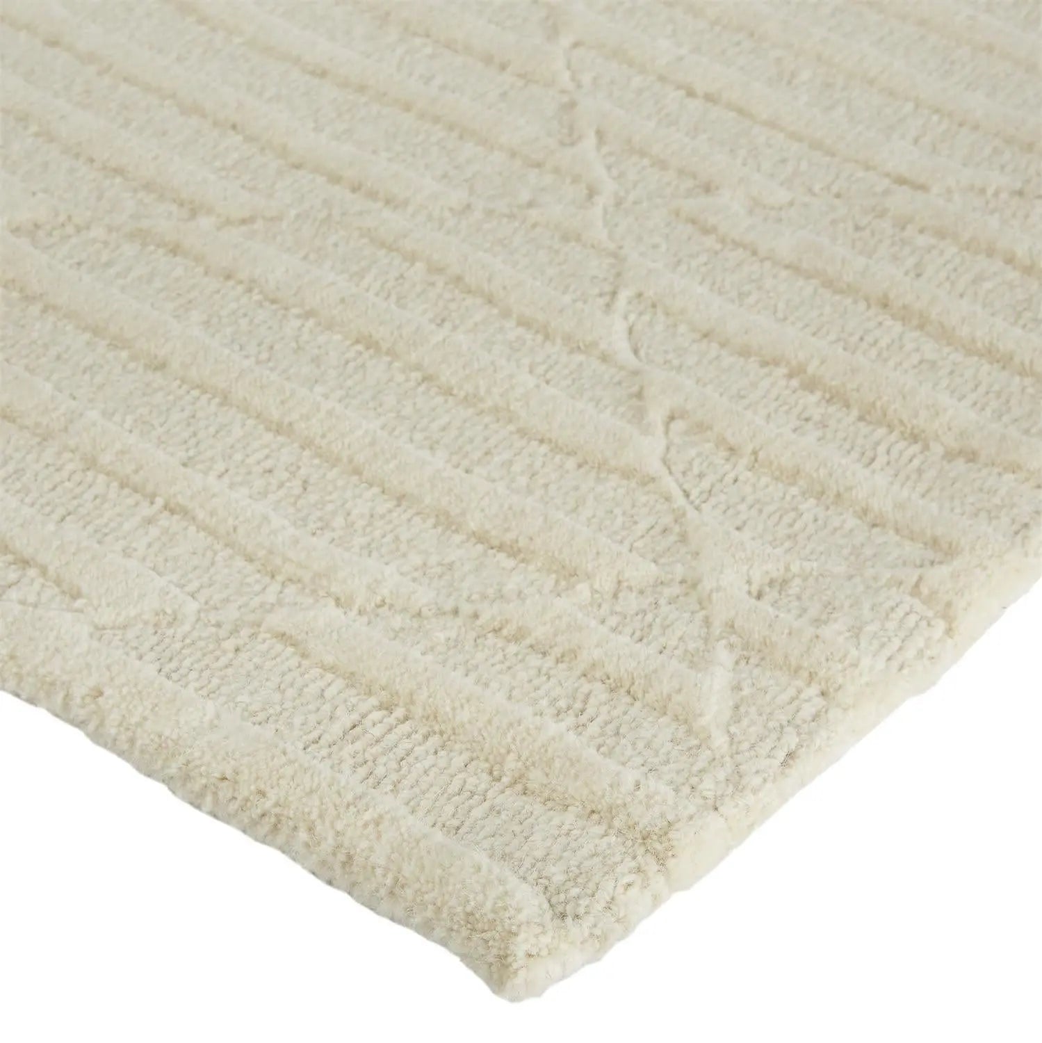 4' X 6' Ivory And Beige Wool Hand Tufted Area Rug Homeroots Home Decor