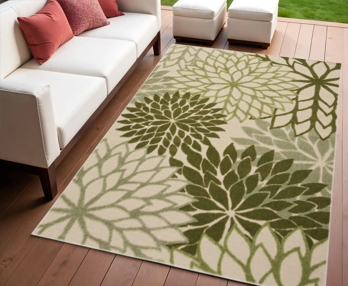 4' X 6' Ivory And Green Floral Indoor Outdoor Area Rug Homeroots Outdoor