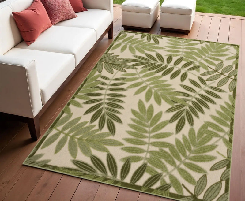 4' X 6' Ivory And Green Palm Leaf Indoor Outdoor Area Rug Homeroots Outdoor