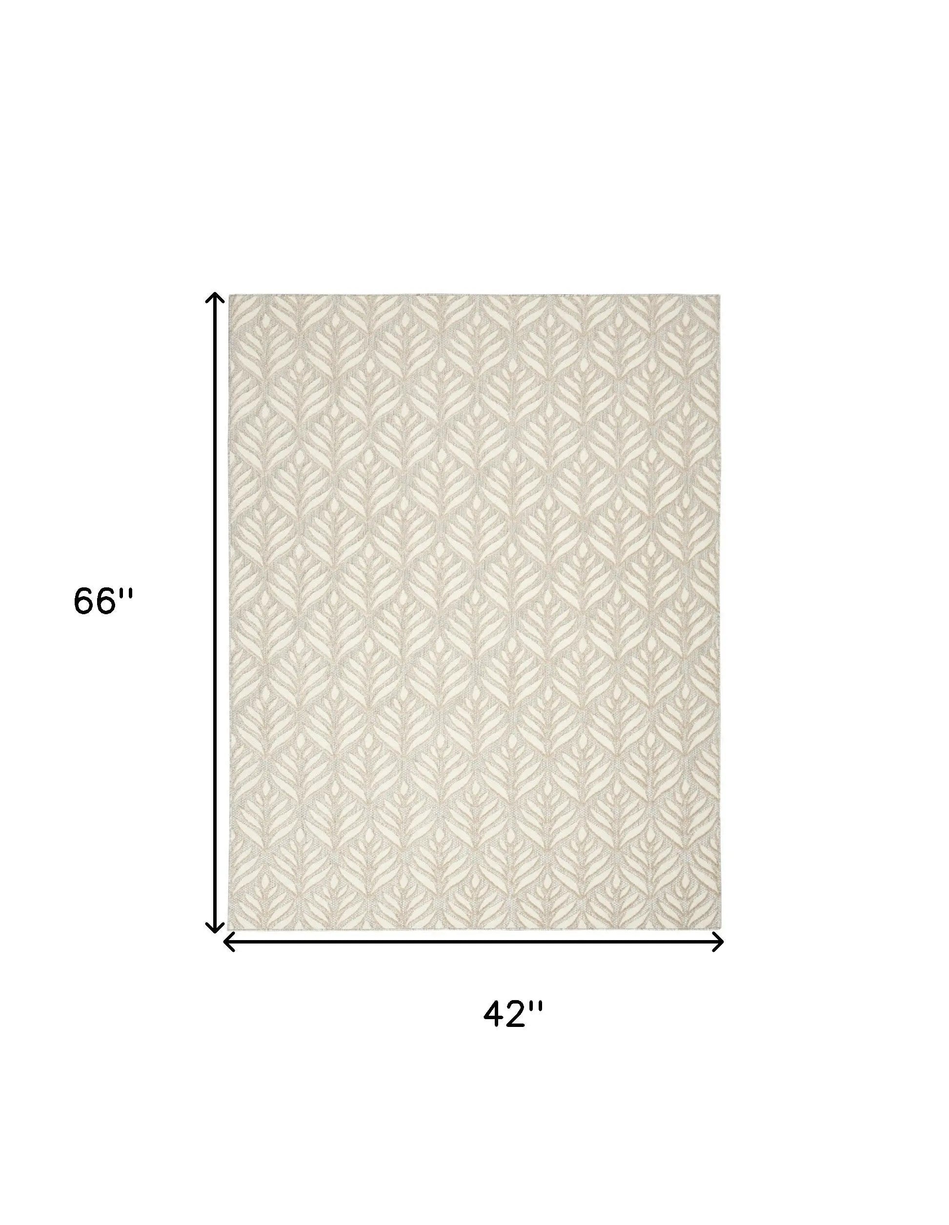 4' X 6' Ivory And Grey Floral Stain Resistant Non Skid Area Rug Homeroots Outdoor