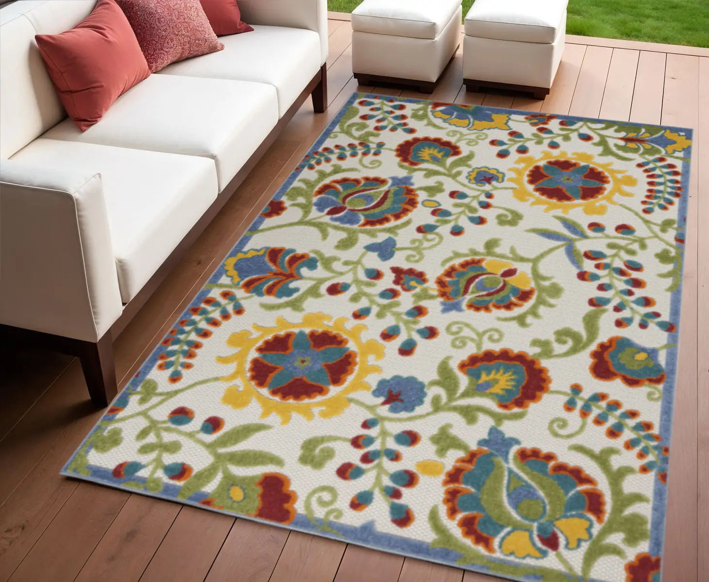 4' X 6' Ivory Red Green Blue And Yellow Floral Indoor Outdoor Area Rug Homeroots Outdoor