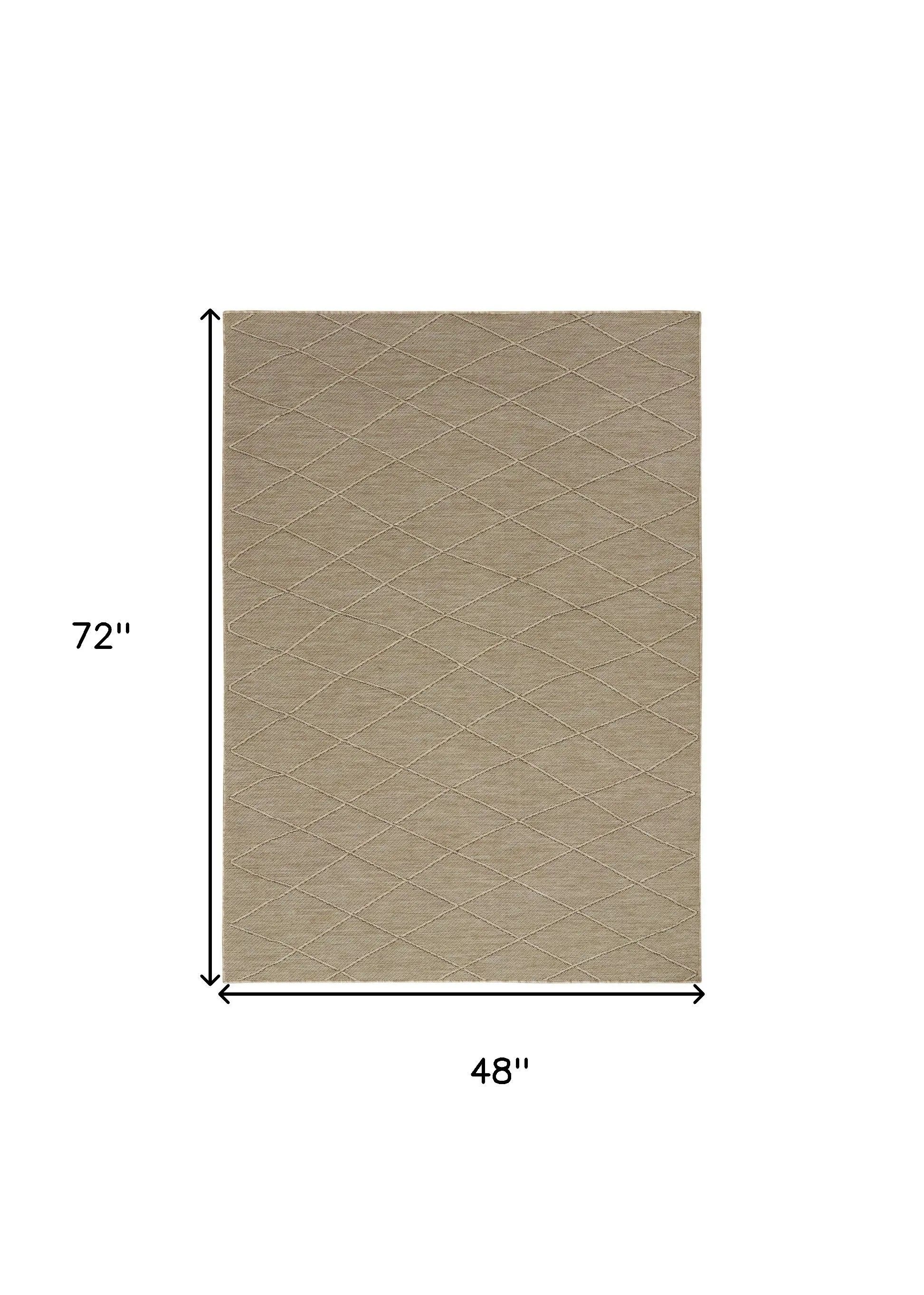 4' X 6' Natural And Light Brown Geometric Indoor Outdoor Area Rug Homeroots Outdoor