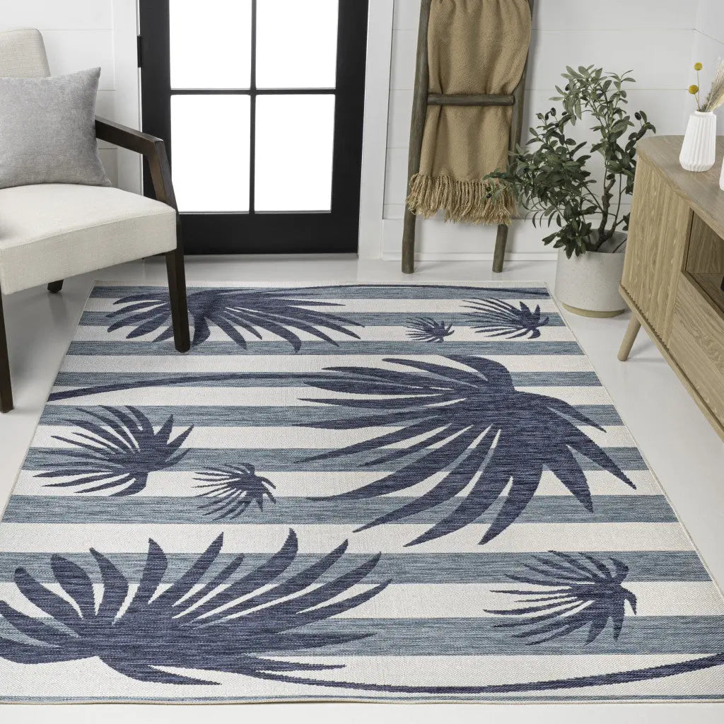 4' X 6' Navy Blue And Cream Floral Indoor Outdoor Area Rug Homeroots Outdoor