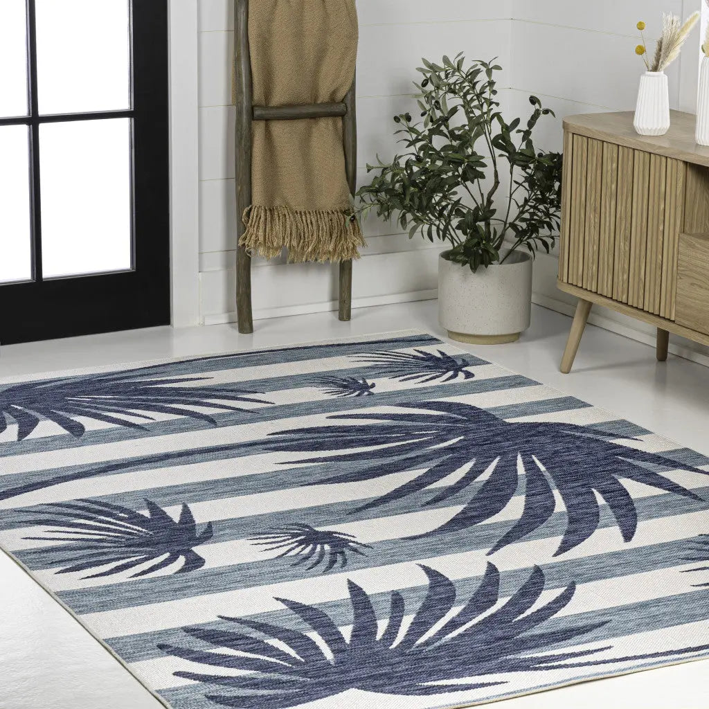 4' X 6' Navy Blue And Cream Floral Indoor Outdoor Area Rug Homeroots Outdoor