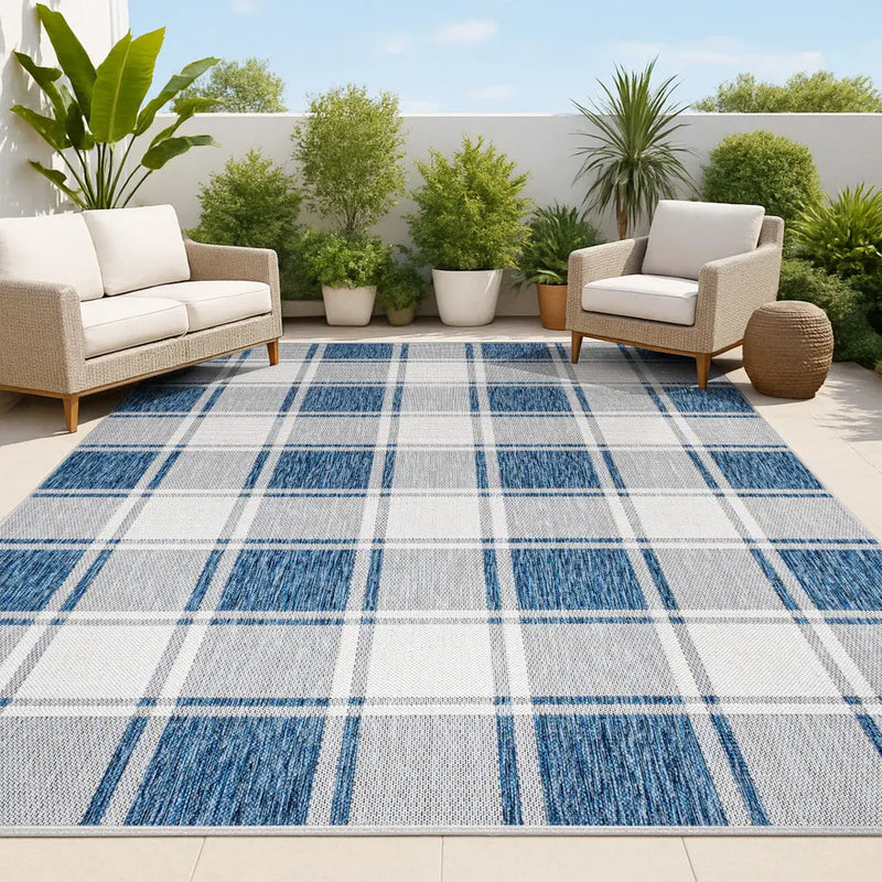4' X 6' Navy Blue And Cream Gingham Indoor Outdoor Area Rug - GreatEagleInc