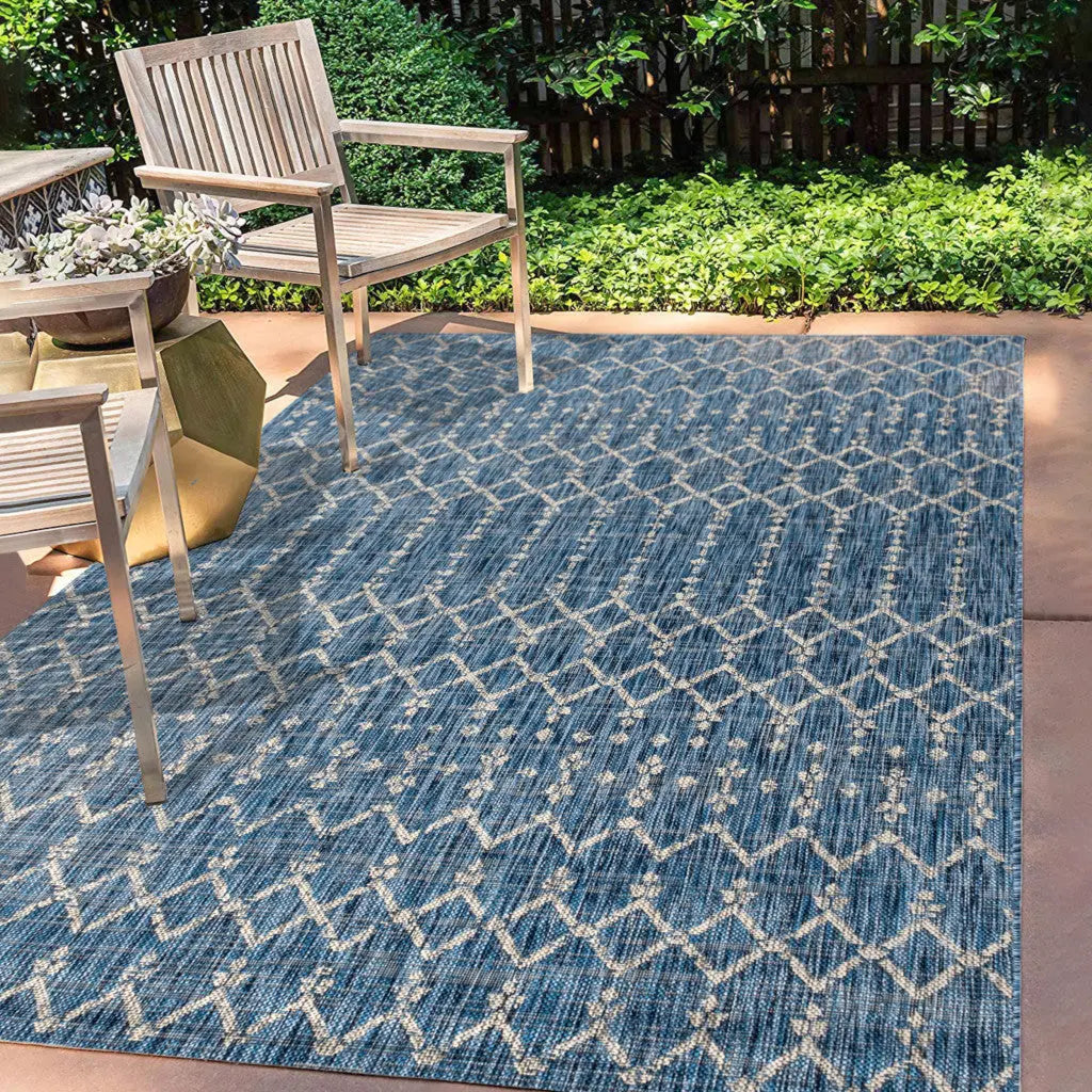 4' X 6' Navy Blue And Light Gray Trellis Indoor Outdoor Area Rug Homeroots Outdoor