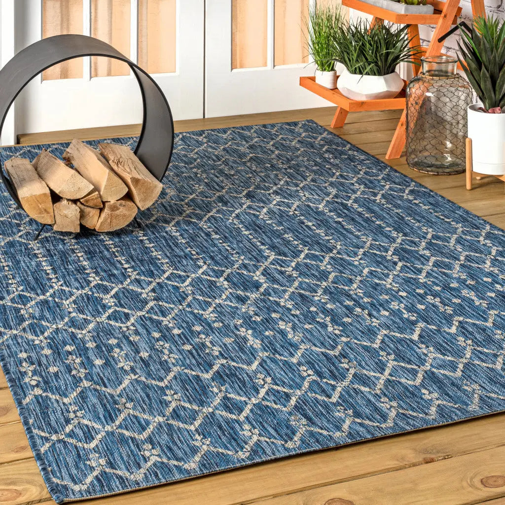 4' X 6' Navy Blue And Light Gray Trellis Indoor Outdoor Area Rug Homeroots Outdoor
