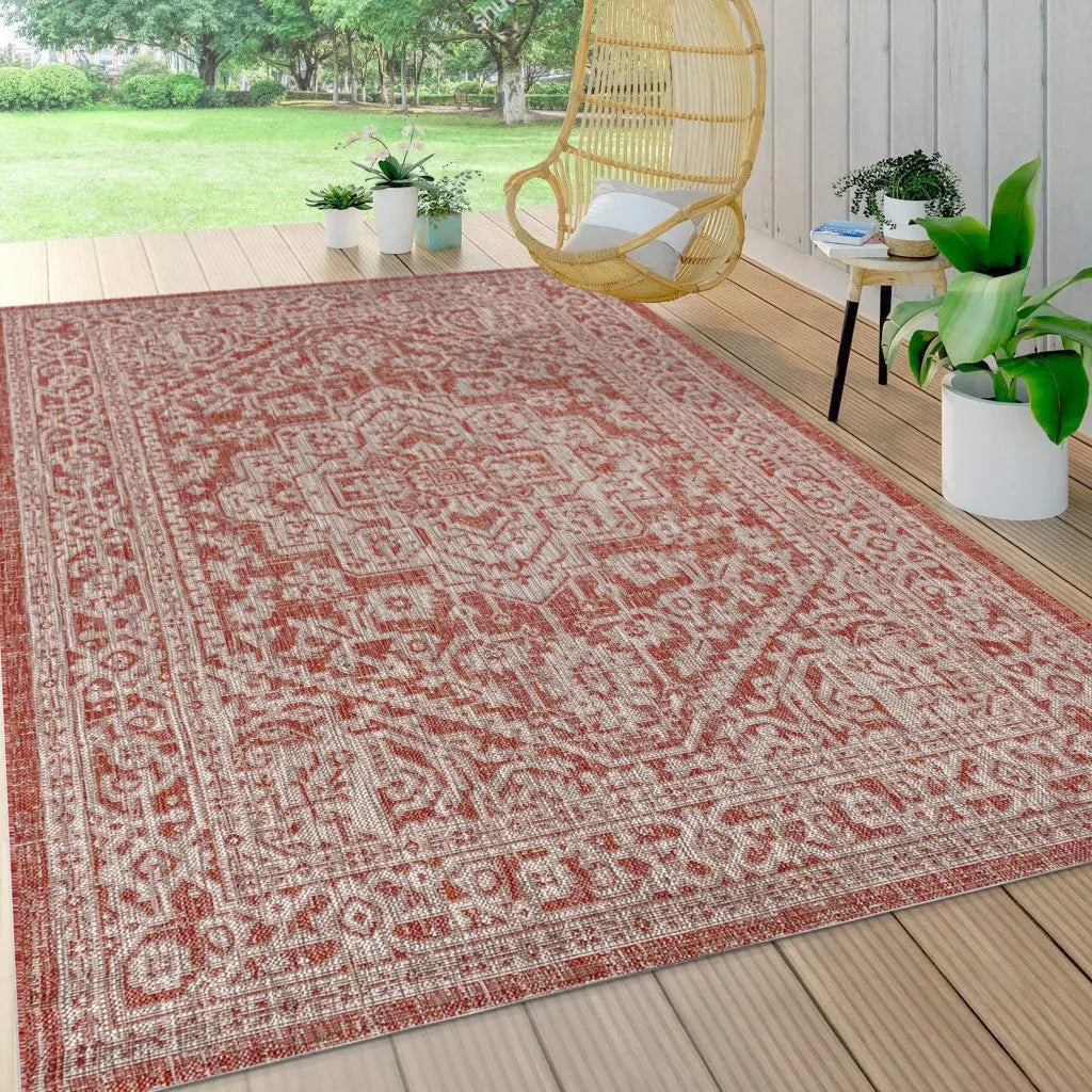 4' X 6' Red And Taupe Medallion Indoor Outdoor Area Rug Homeroots Outdoor