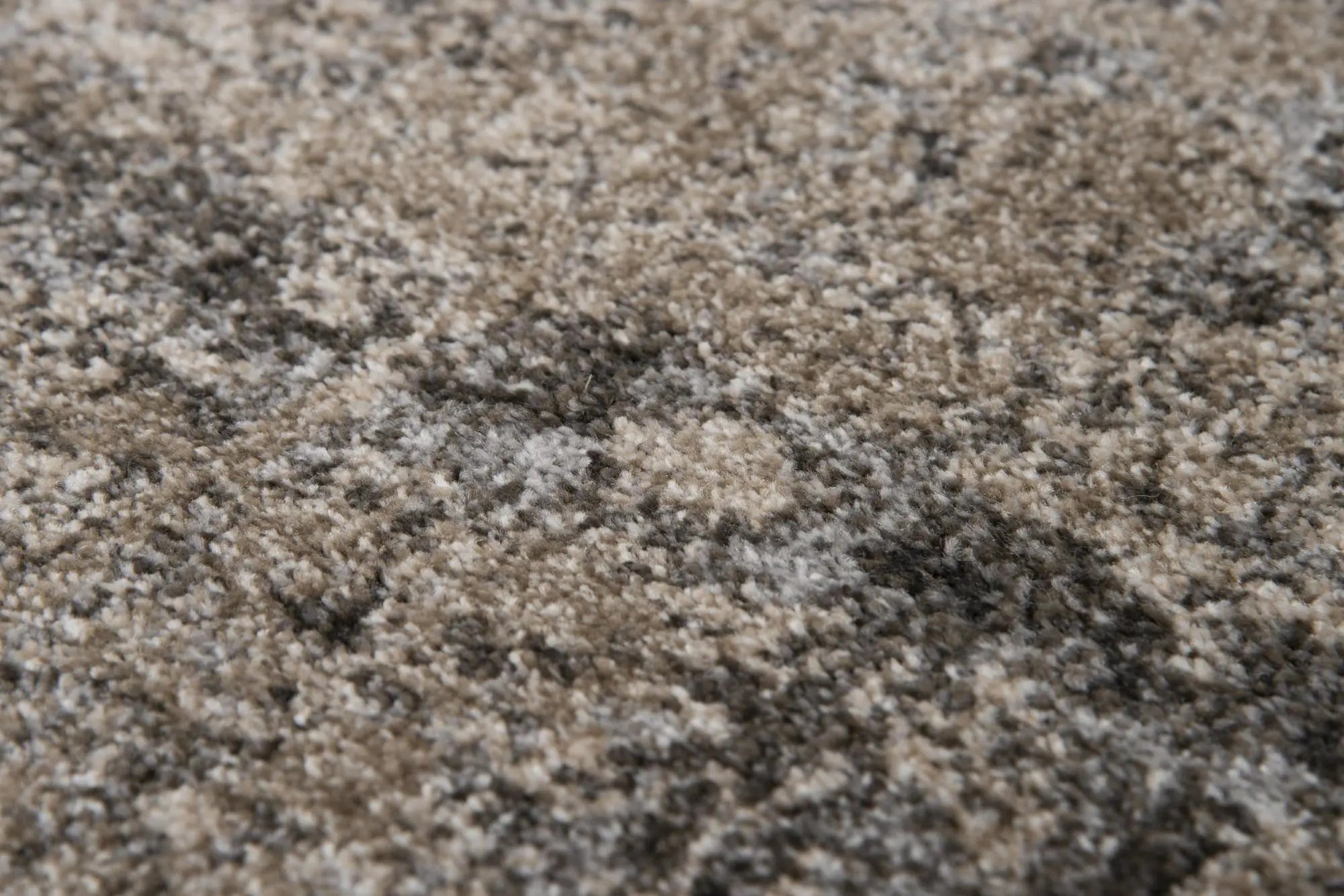4' X 6' Silver Beige And Taupe Abstract Area Rug Homeroots Home Decor