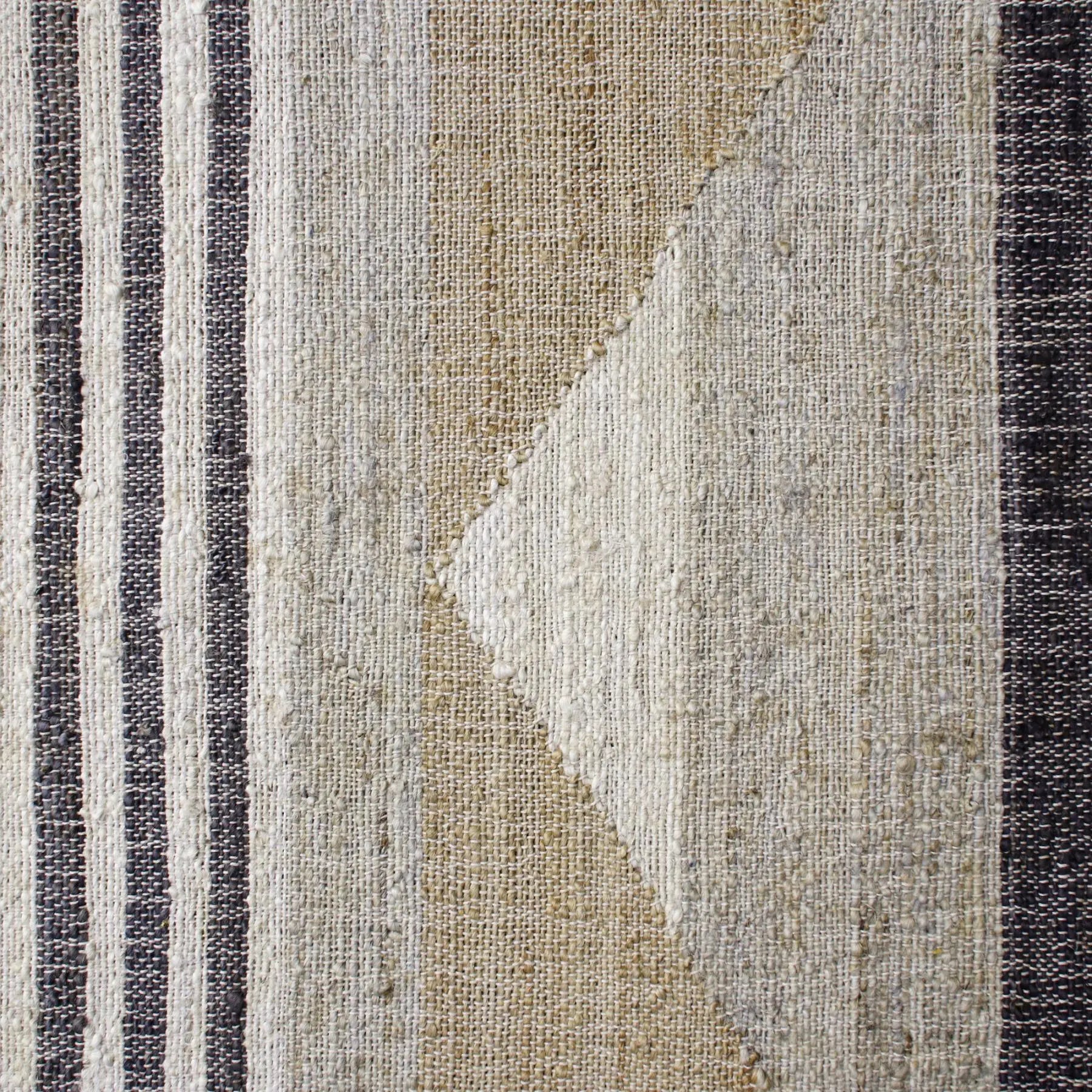 4' X 6' Tan And Black Jute Tribal Hand Woven Area Rug Homeroots Home Decor