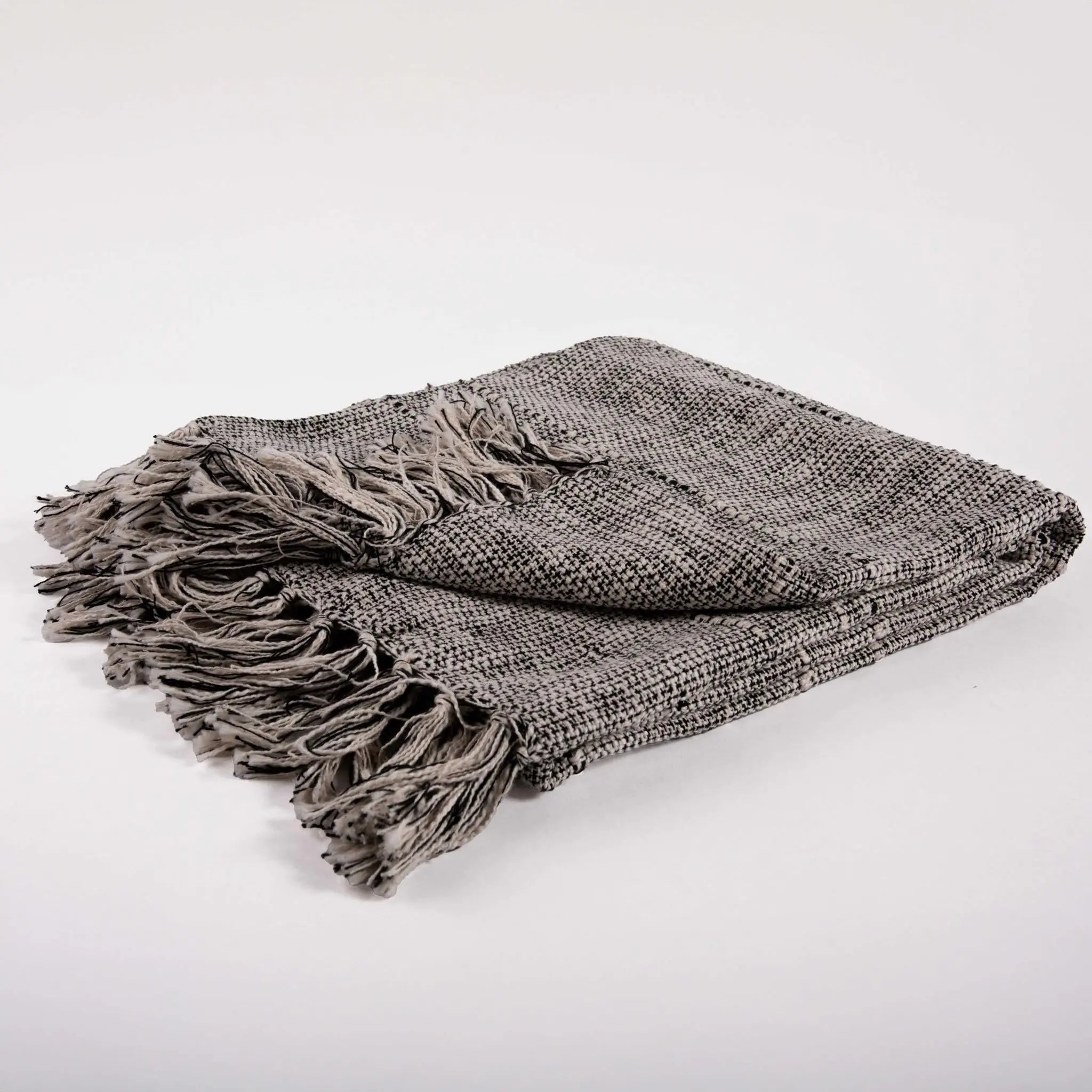 50" X 60" Black And Natural Cotton Throw Blanket with Fringe Homeroots Home Decor