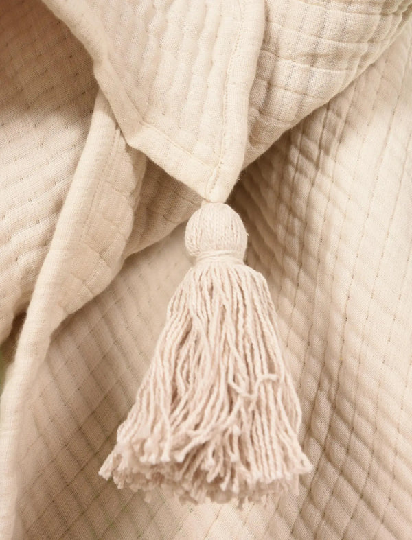 50" X 60" Vanilla Cotton Throw Blanket with Tassels Homeroots Home Decor