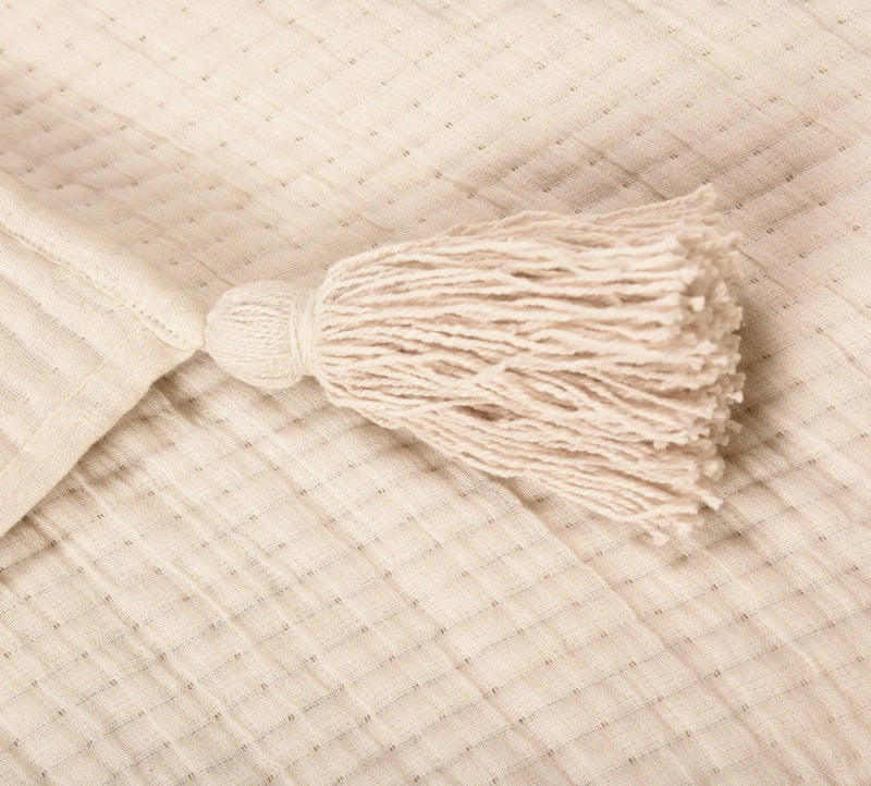 50" X 60" Vanilla Cotton Throw Blanket with Tassels Homeroots Home Decor